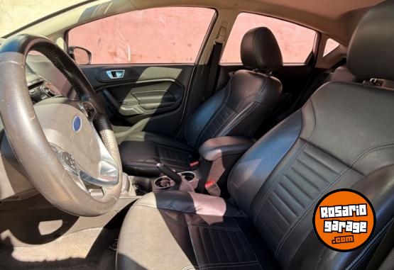 Autos - Ford fiesta 1.6 titanium 2015 Nafta 80000Km - En Venta
