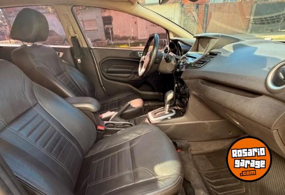 Autos - Ford fiesta 1.6 titanium 2015 Nafta 80000Km - En Venta