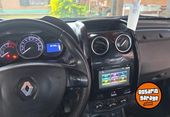 Camionetas - Renault Duster Oroch 2.0 Privileg 2018 Nafta 95000Km - En Venta