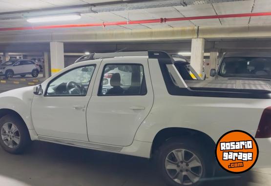 Camionetas - Renault Duster Oroch 2.0 Privileg 2018 Nafta 95000Km - En Venta