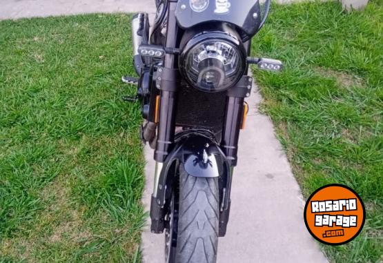 Motos - Benelli Leoncino 2022 Nafta 10000Km - En Venta