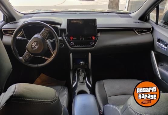 Autos - Toyota Corolla cross 2022 Nafta 89000Km - En Venta