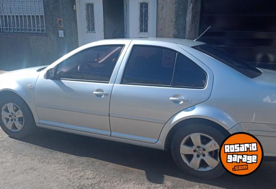 Autos - Volkswagen bora 2009 Nafta 200000Km - En Venta