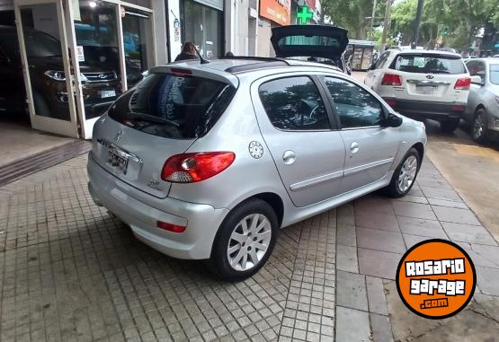 Autos - Peugeot 207 2011 Diesel 150000Km - En Venta