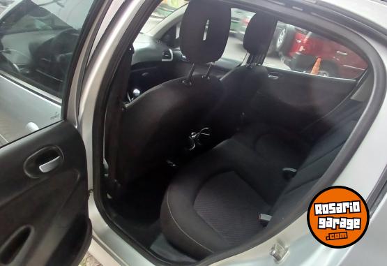 Autos - Peugeot 207 2011 Diesel 150000Km - En Venta