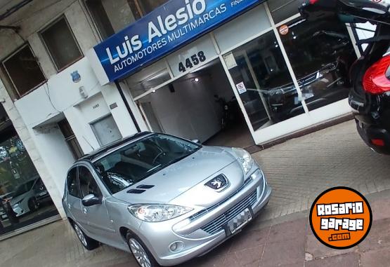 Autos - Peugeot 207 2011 Diesel 150000Km - En Venta