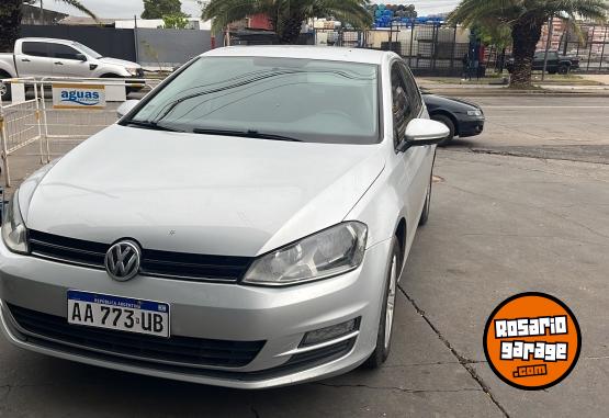 Autos - Volkswagen Golf TRENDLINE 2016 Nafta 148000Km - En Venta