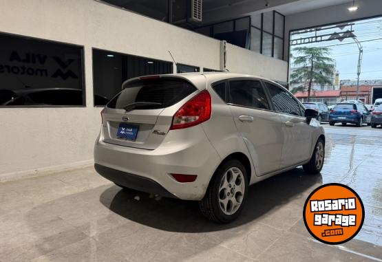 Autos - Ford fiesta 2011 Nafta 110000Km - En Venta