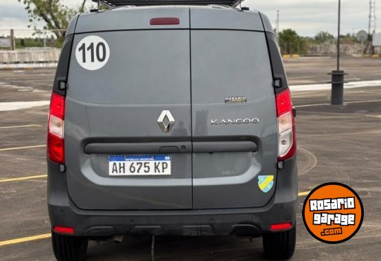 Autos - Renault Kangoo 1.6 express furgon 2025 Nafta 25000Km - En Venta