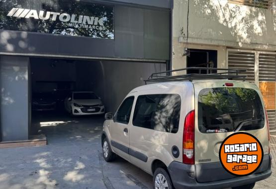 Utilitarios - Renault Kangoo 1.6 AUTH. DA AA CD 2011 Nafta 140000Km - En Venta