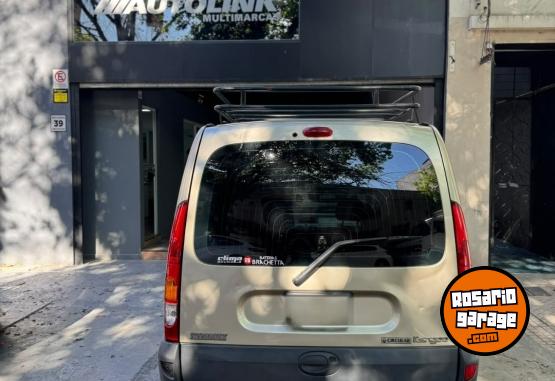 Utilitarios - Renault Kangoo 1.6 AUTH. DA AA CD 2011 Nafta 140000Km - En Venta