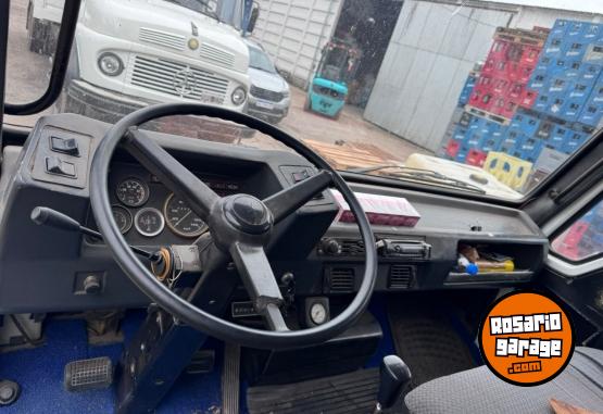 Camiones y Gr�as - Agrlee Deutz con mec�nica seminueva. - En Venta