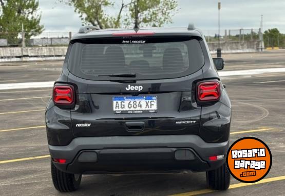 Camionetas - Jeep Renegade sport 1.8 2024 Nafta 34000Km - En Venta