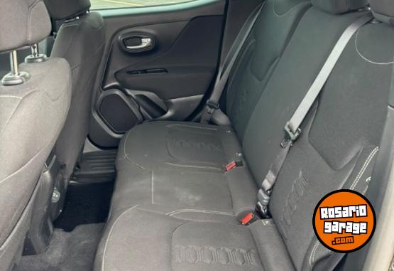 Camionetas - Jeep Renegade sport 1.8 2024 Nafta 34000Km - En Venta
