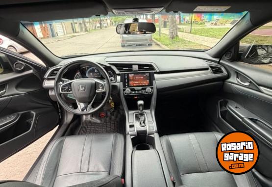 Autos - Honda CIVIC EXL 2017 Nafta 133000Km - En Venta