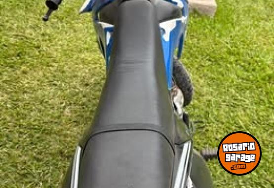 Motos - Zanella ZR150 LTE 2019 Nafta 5000Km - En Venta