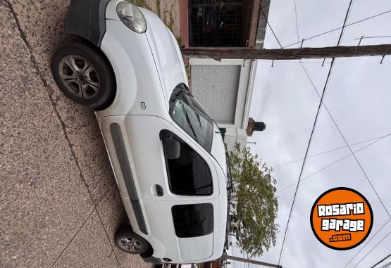 Utilitarios - Renault Kangoo 2013 Nafta 167000Km - En Venta