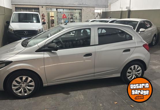 Autos - Chevrolet LT 2017 GNC 120000Km - En Venta