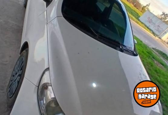 Autos - Volkswagen Voyage 2011 2011 Nafta 180000Km - En Venta