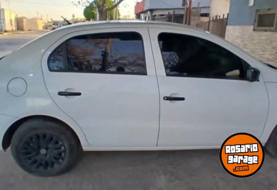 Autos - Volkswagen Voyage 2011 2011 Nafta 180000Km - En Venta