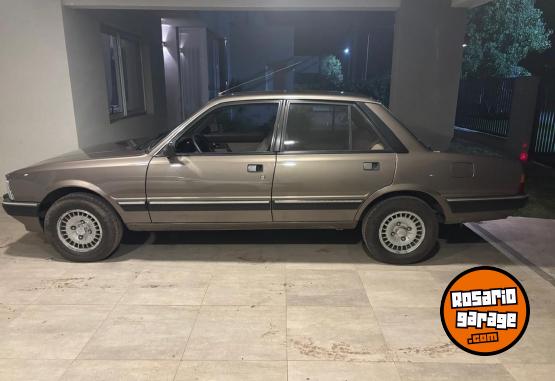 Autos - Peugeot 505 1986 Nafta 24000Km - En Venta