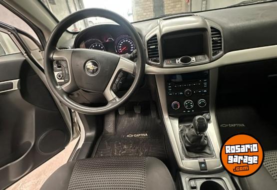 Autos - Chevrolet Captiva 2016 LS 2.4 MT 2016 Nafta 215000Km - En Venta