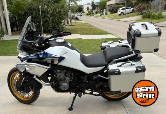 Motos - CF 800 MT Explorer Editio 2024 Nafta 14000Km - En Venta