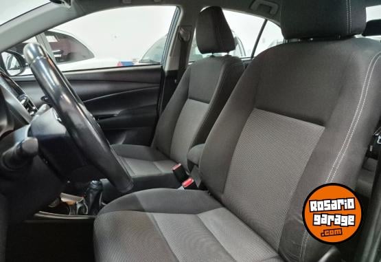Autos - Toyota Yaris XLS 2022 Nafta 75000Km - En Venta
