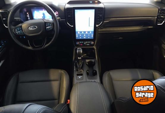 Camionetas - Ford RANGER DC LTD 2.0L BIT 2025 Diesel 21300Km - En Venta