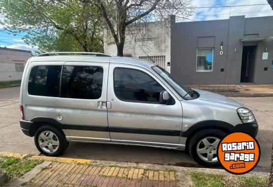 Utilitarios - Peugeot Partner Patagonica hdi 2013 Diesel 160000Km - En Venta