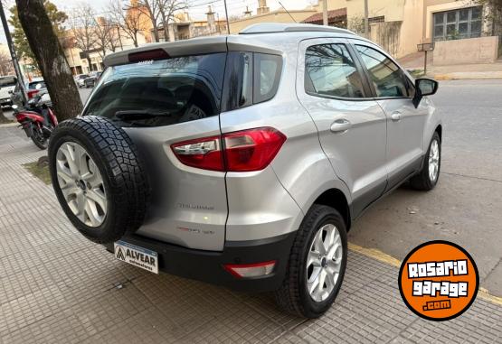 Autos - Ford EcoSport Titanium 2015 Nafta 168000Km - En Venta