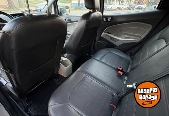 Autos - Ford EcoSport Titanium 2015 Nafta 168000Km - En Venta