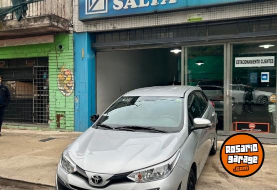 Autos - Toyota Yaris XS 2019 Nafta 38000Km - En Venta
