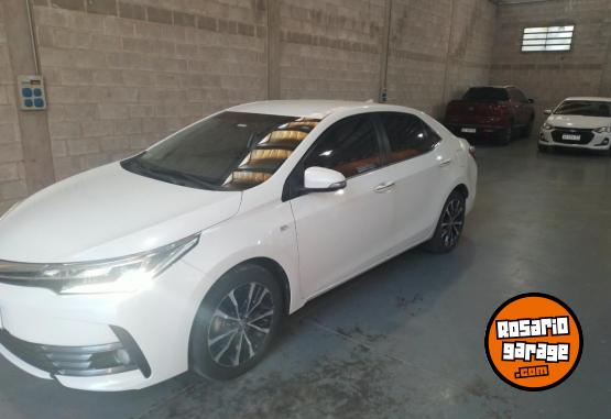 Autos - Toyota Corolla XEI Seg 2018 Nafta 162000Km - En Venta