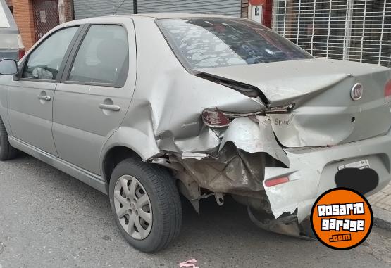 Autos - Fiat Siena EL 2015 GNC 230000Km - En Venta