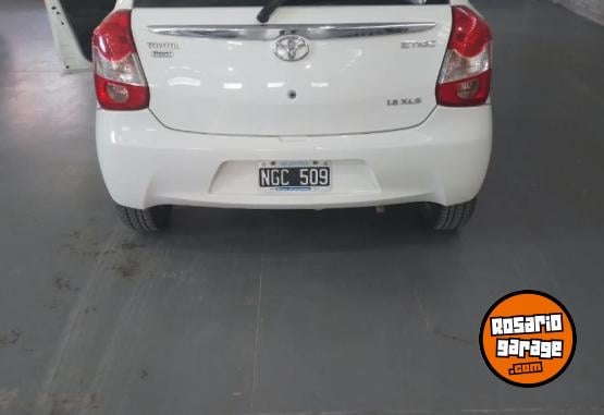 Autos - Toyota Etios Xls 1.5 2013 Nafta 125000Km - En Venta