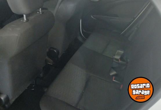 Autos - Toyota Etios Xls 1.5 2013 Nafta 125000Km - En Venta
