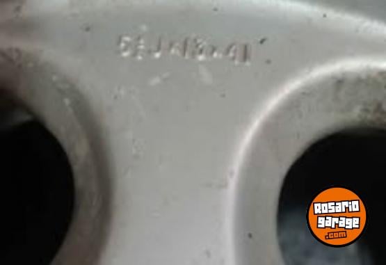 Accesorios para Autos - Juego de Llantas de Aleación Ford Sierra Originales R13 (4x108) - En Venta