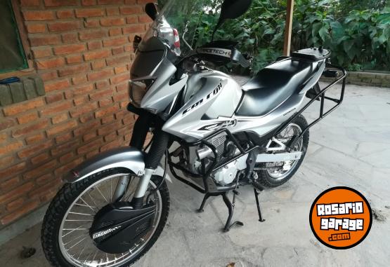 Motos - Honda Falcon 400 2014 Nafta 36000Km - En Venta