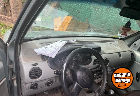 Utilitarios - Renault Kangoo 2006 GNC 380000Km - En Venta