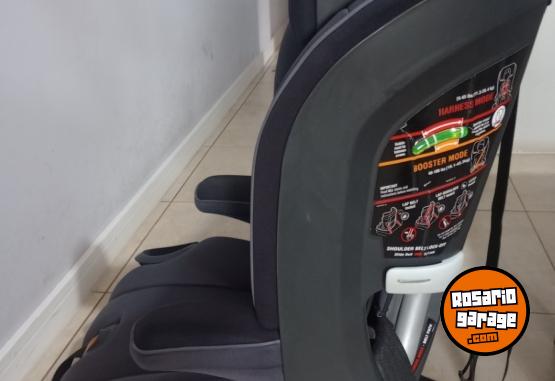 Accesorios para Autos - SILLA DE SEGURIDAD CON BASE PARA MENOR (HASTA 45 KG) CHICCO - En Venta