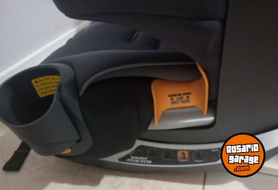 Accesorios para Autos - SILLA DE SEGURIDAD CON BASE PARA MENOR (HASTA 45 KG) CHICCO - En Venta