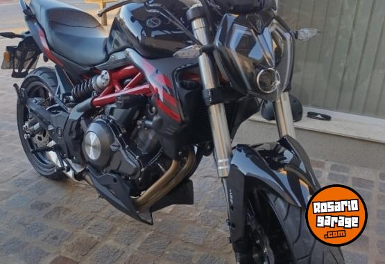 Motos - Benelli 302s 2023 Nafta 5000Km - En Venta