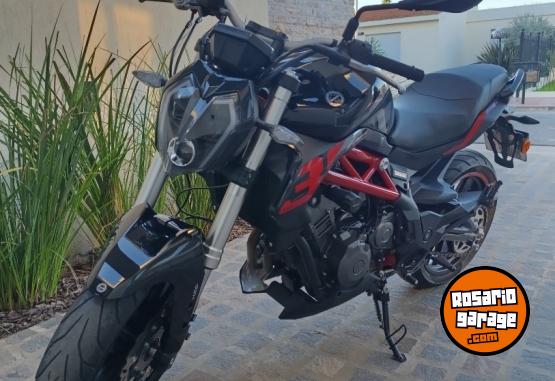 Motos - Benelli 302s 2023 Nafta 5000Km - En Venta