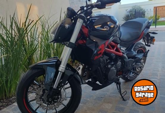 Motos - Benelli 302s 2023 Nafta 5000Km - En Venta