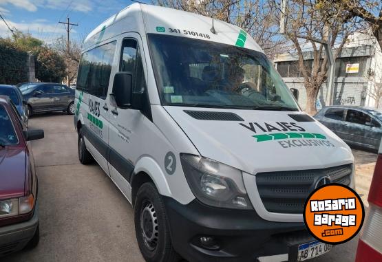 Utilitarios - Mercedes Benz Sprinter 15+1 415 CDI 2018 Diesel 450000Km - En Venta