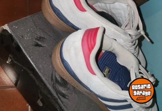 Indumentaria - Vendo adidas - En Venta
