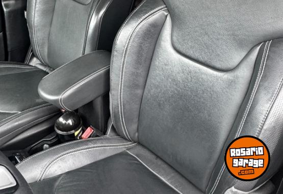 Camionetas - Jeep Renegade Longitude 2022 Nafta 27000Km - En Venta