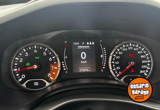 Camionetas - Jeep Renegade Longitude 2022 Nafta 27000Km - En Venta