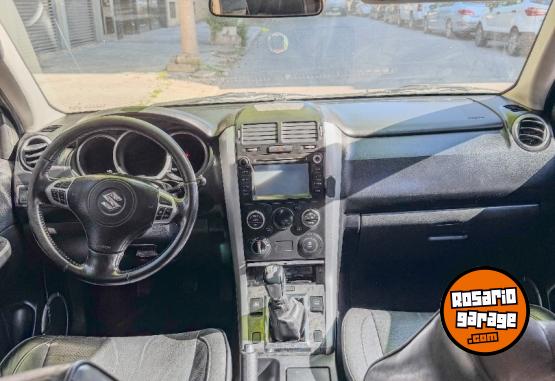 Camionetas - Suzuki grand vitara jiii 2014 Nafta 206000Km - En Venta